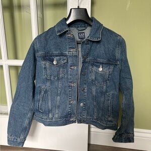 GAP Medium Blue Denim Trucker Jacket